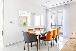 Seaside Elegance - Luxury 3-BR in JBR