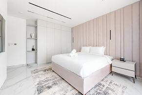 Seaside Elegance - Luxury 3-BR in JBR