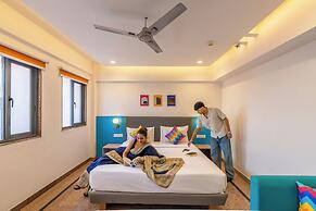 goSTOPS Plus Uadipur Gulab Bagh