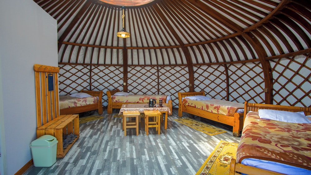 Bayankhad Star Lodge