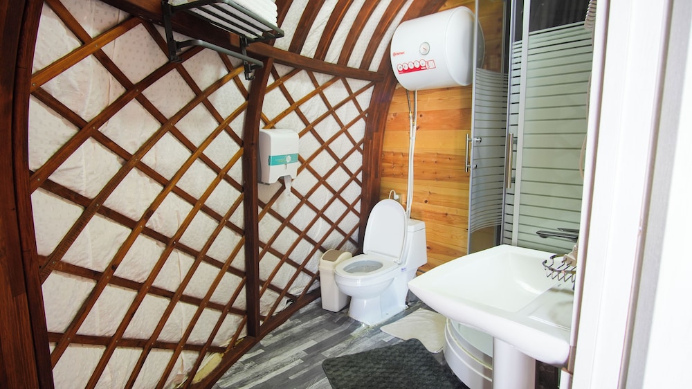 Bayankhad Star Lodge