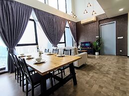Expressionz Suites by Manhattan Group