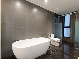 Expressionz Suites by Manhattan Group