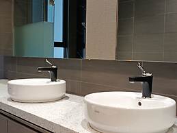 Expressionz Suites by Manhattan Group