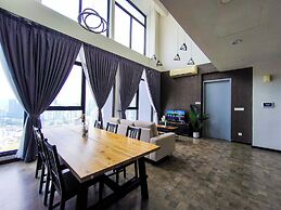 Expressionz Suites by Manhattan Group