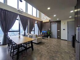 Expressionz Suites by Manhattan Group