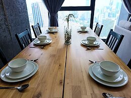Expressionz Suites by Manhattan Group
