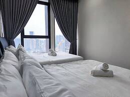 Expressionz Suites by Manhattan Group