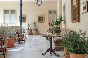 Raíces Alameda Casa Palacio