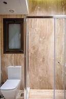 89B-106 at Lake View Residence