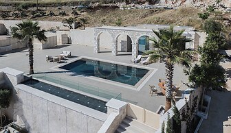 Alyria Sea Side Suites