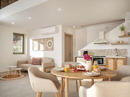 Alyria Sea Side Suites