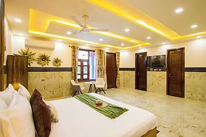 ELIVAAS Ivory Estate Pet-friendly Farm