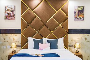ELIVAAS Ivory Estate Pet-friendly Farm