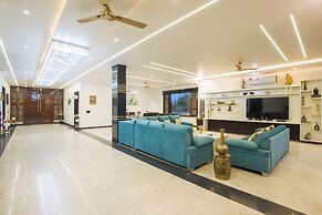 ELIVAAS Ivory Estate Pet-friendly Farm