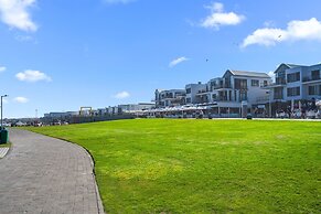 Eden On The Bay 68B