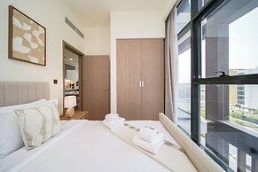 PVH - Stylish 1BR - Azizi Riviera
