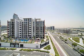 PVH - Stylish 1BR - Azizi Riviera