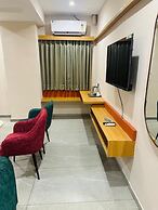 PubliQ Luxury Stays