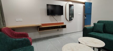 PubliQ Luxury Stays