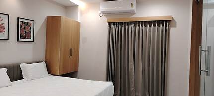 PubliQ Luxury Stays