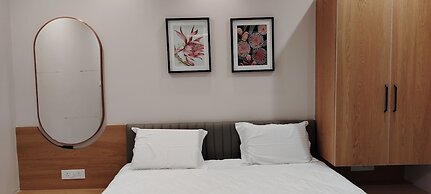 PubliQ Luxury Stays