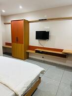 PubliQ Luxury Stays