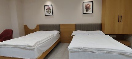 PubliQ Luxury Stays