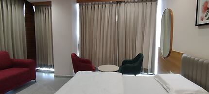 PubliQ Luxury Stays