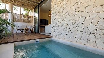 Hidden Gem With Private Pool and Rooftop Terrace
