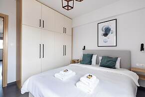 Andromeda - 1 Bedroom Apt & Terrace in Athens