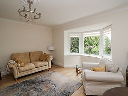 7 Belfort Court