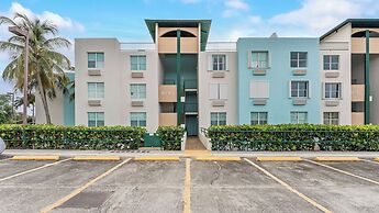 Tropical Escape With Pool Tennis Cabo Rojo