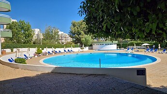 Torre Verde Balcony Pool View Flat