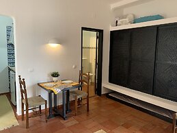 Nice Terrace Pool Studio
