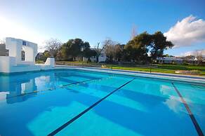 Nice Terrace Pool Studio