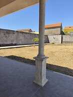 2 Floors Villa Close Ap lia Beach