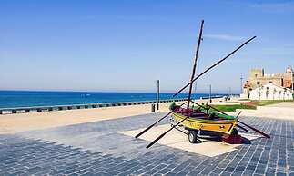 2 Floors Villa Close Ap lia Beach