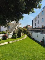 300m by Ap lia Beach Terrace