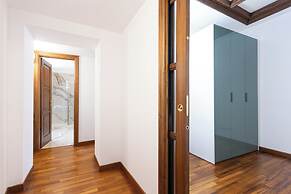 Rental in Rome Vicolo Trevi Apartment