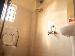 Malini Homes - Food & Lodging