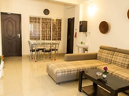 Malini Homes - Food & Lodging