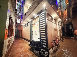 Hotel Aastha Inn