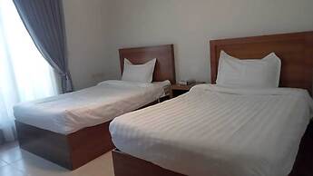 Golden Square Resort