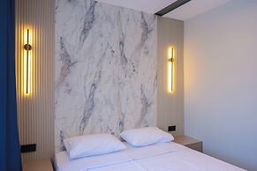Solmare Suites