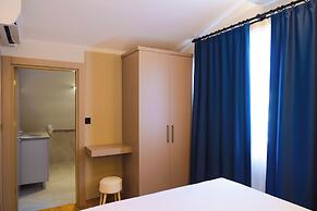 Solmare Suites