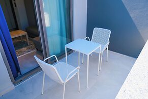 Solmare Suites