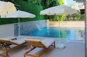 Solmare Suites