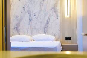 Solmare Suites