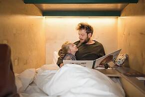 Green Marmot Capsule Hotel Geneva